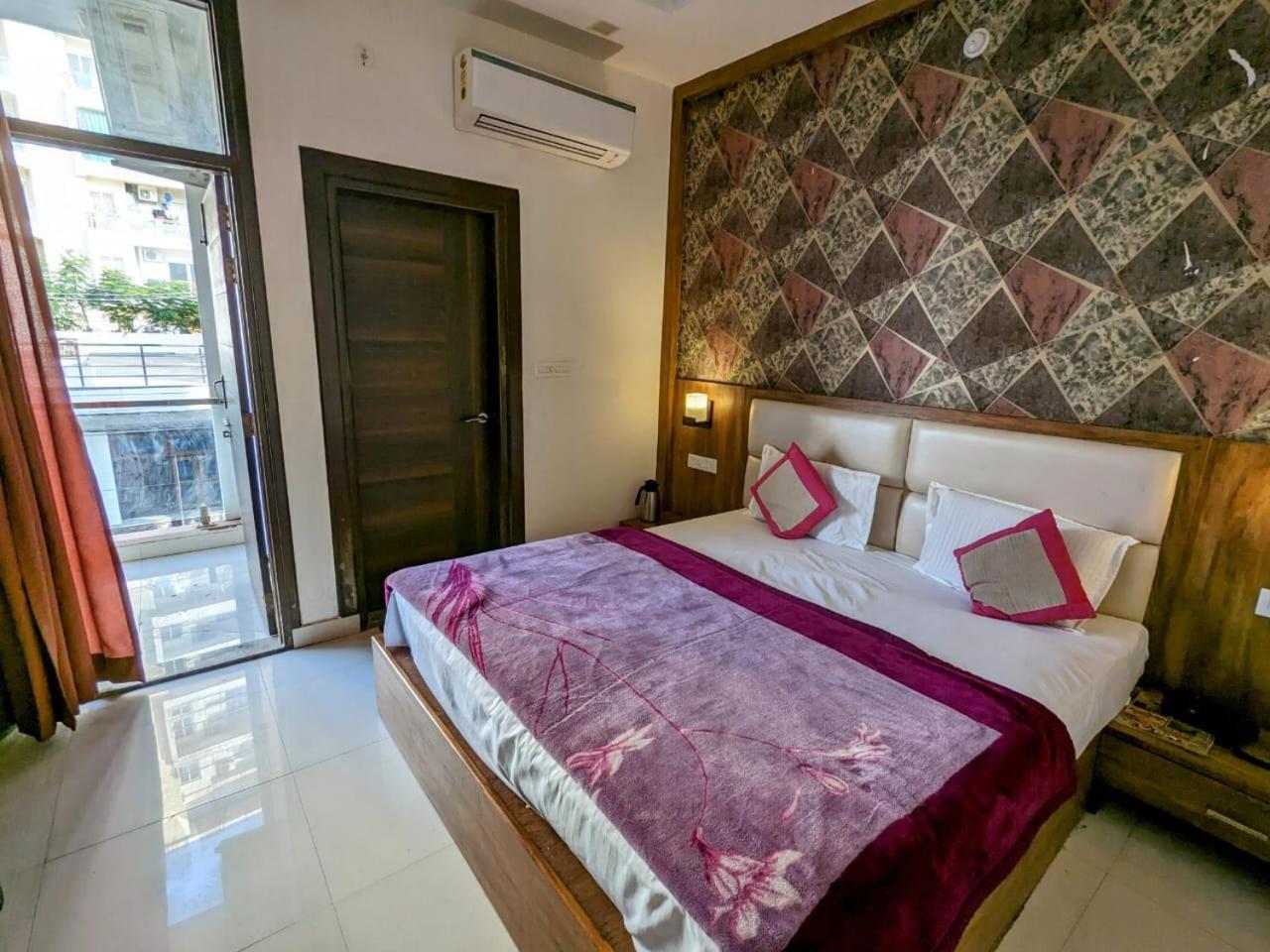 Hotel The Lathas Alwar Ngoại thất bức ảnh